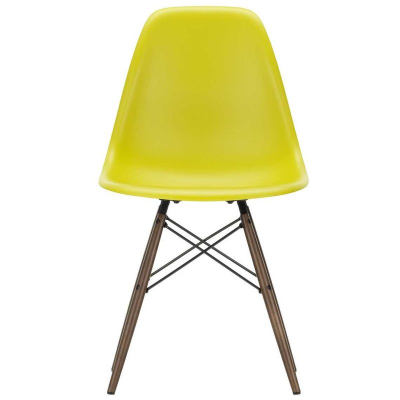 Vitra - Eames Plastic Side Chair DSW RE | Filzgleiter basic dark / senf RE / Ahorn dunkel