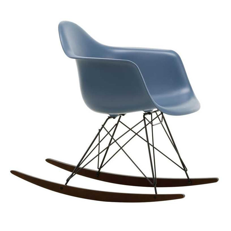 Vitra - Eames Plastic Armchair RAR | Kufen Ahorn dunkel / meerblau RE / verchromt
