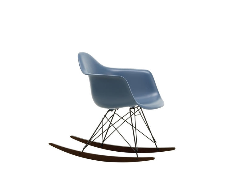 Vitra - Eames Plastic Armchair RAR | Kufen Ahorn dunkel / meerblau RE / basic dark
