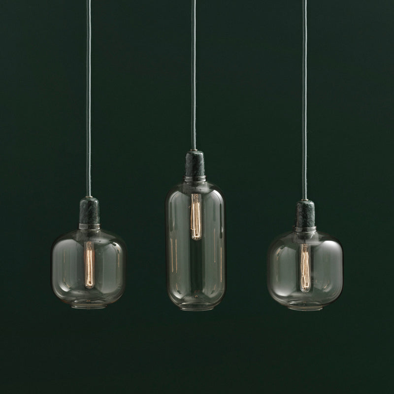 Normann Copenhagen - Amp Pendelleuchte | L / gold/grün