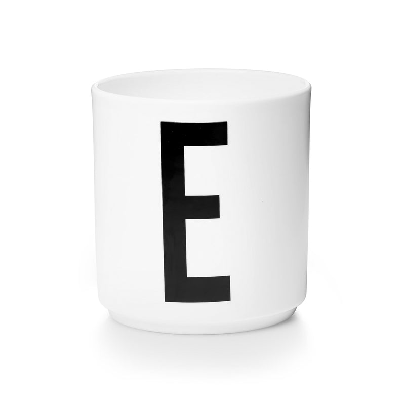 Design Letters - AJ Porzellan Becher A-Z | E / weiß