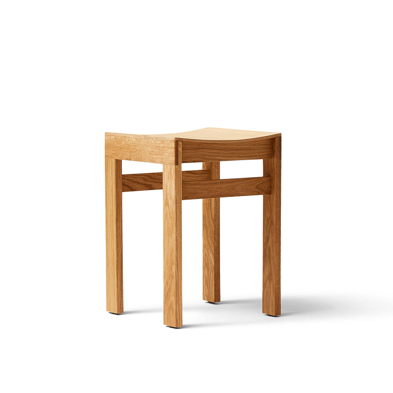 Form & Refine - Sonder Hocker |