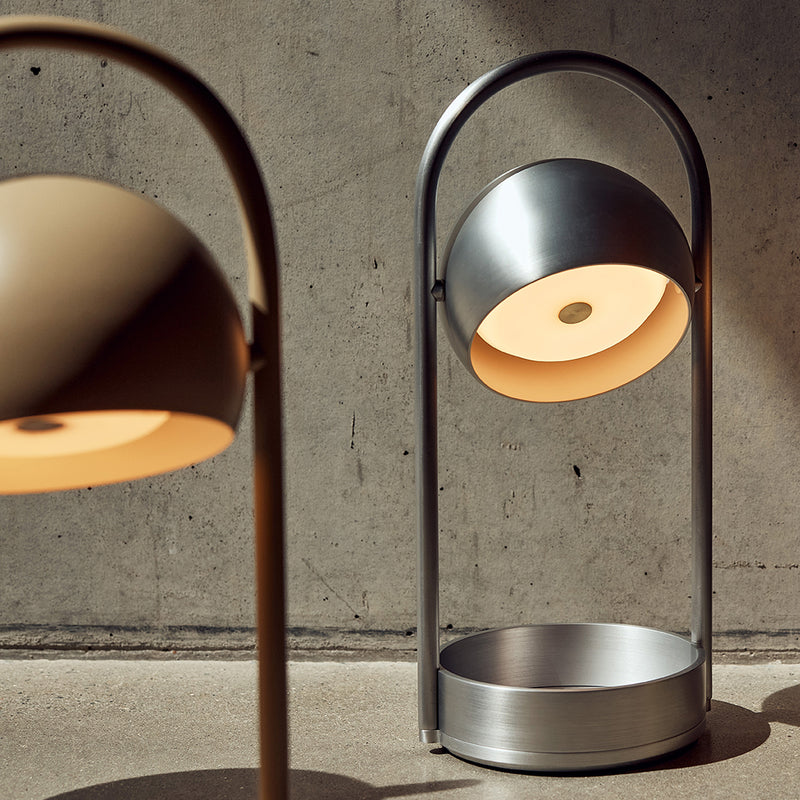 Frandsen - Ball Portable Tischleuchte | aluminium gebürstet