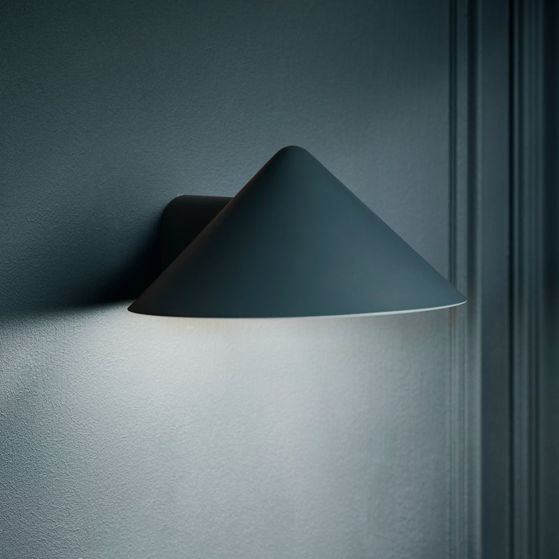 Frandsen - Grasp LED Akku-Wandleuchte | petrol matt