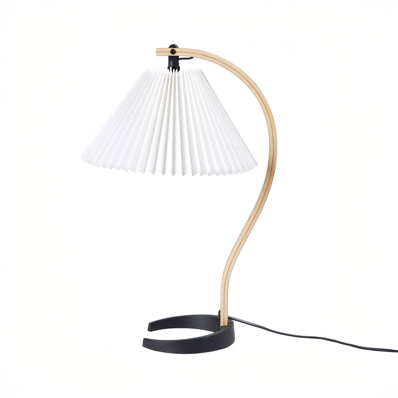 Gubi - Timberline Tischleuchte |