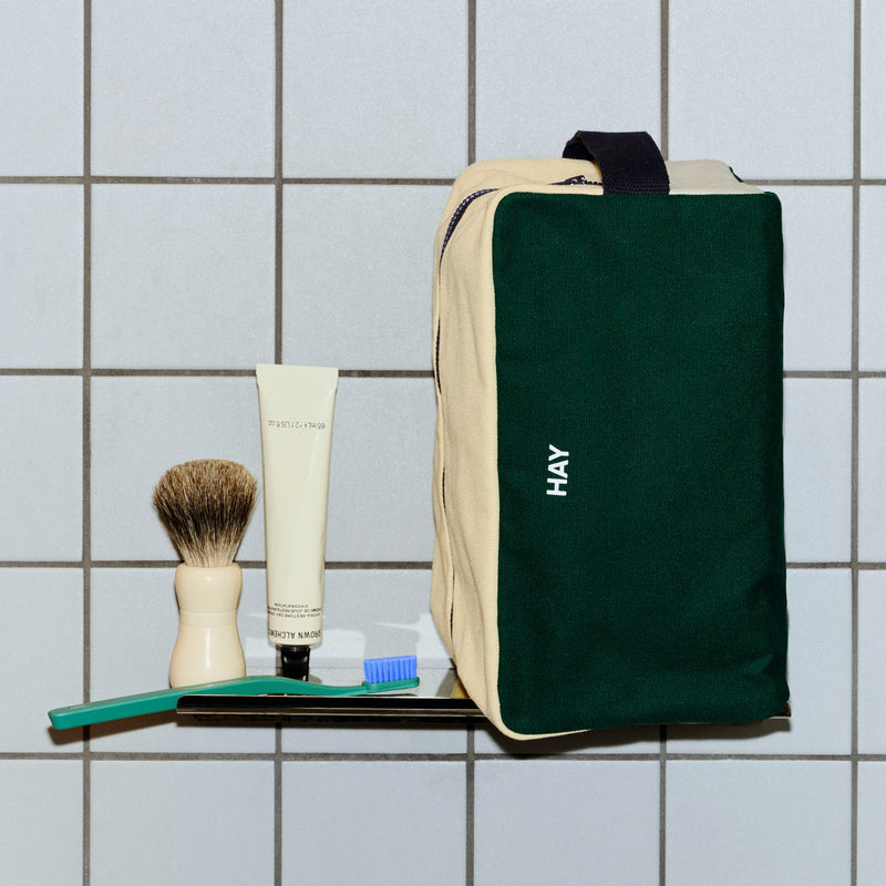 HAY - Multi Kulturbeutel | dark green/multi