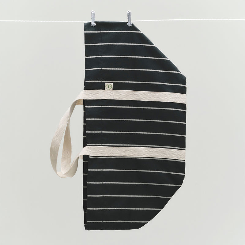 HAY - Outdoor Market Picknick Tasche | black with beige stripe