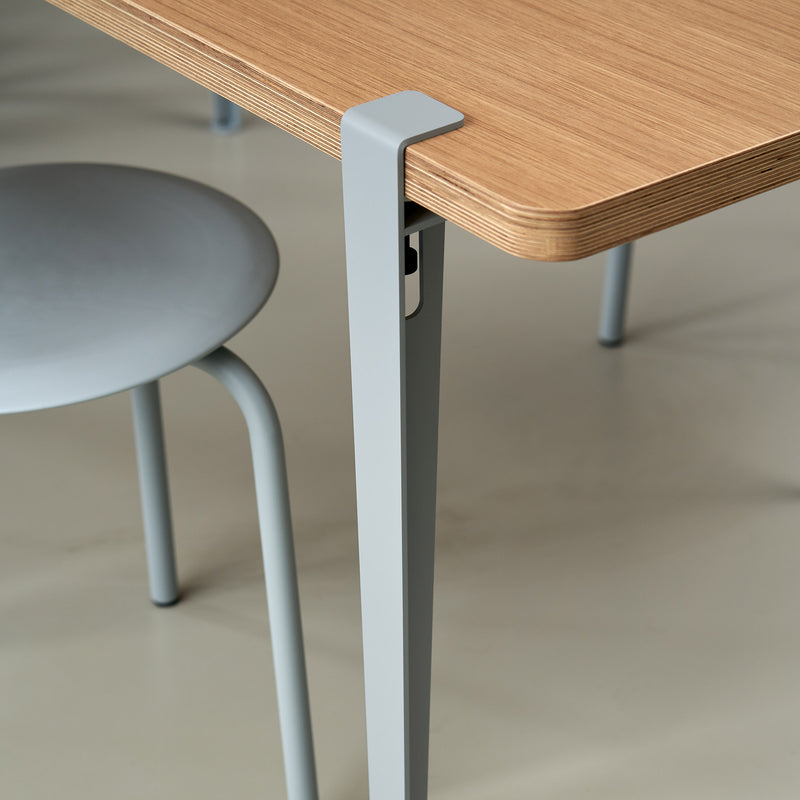 TipToe - Tisch- und Schreibtischbein | blassblau