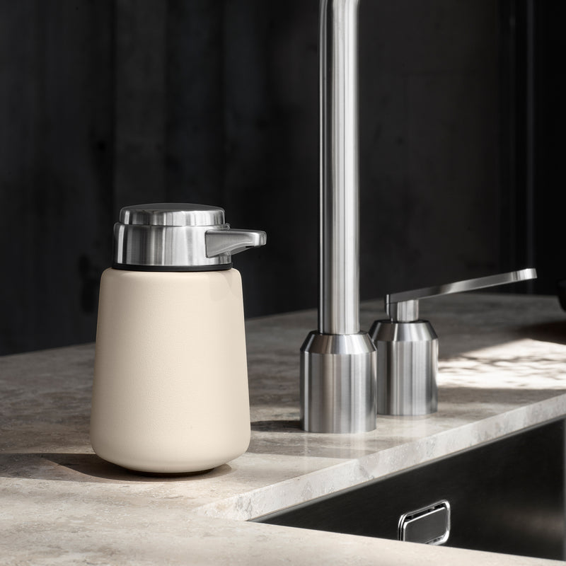 Vipp - 9 Seifenspender | beige