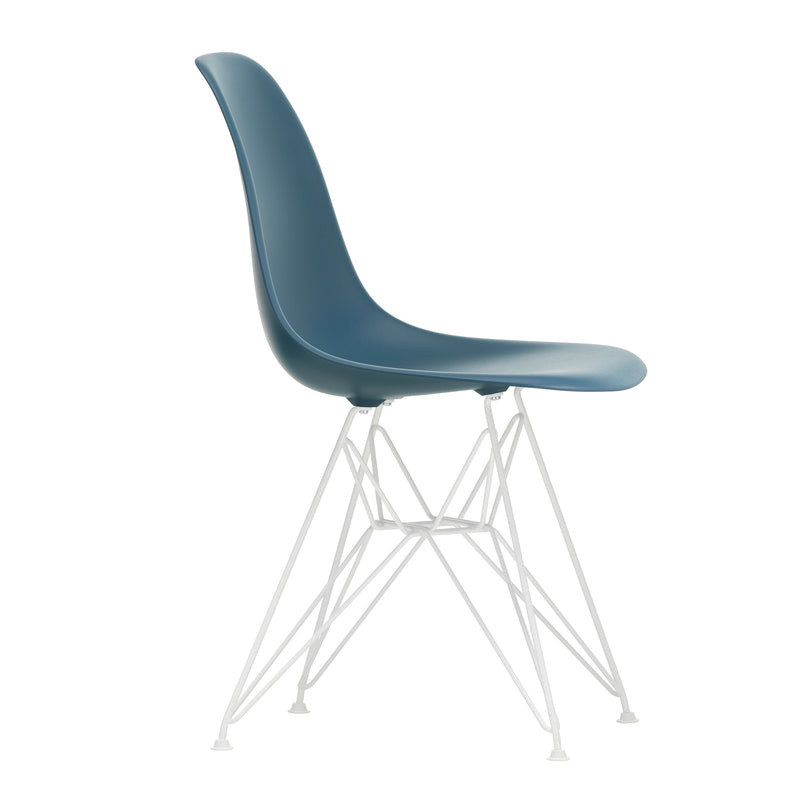 Vitra - Eames Plastic Side Chair DSR RE | meerblau RE / weiß