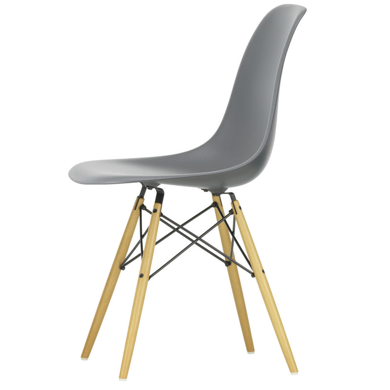 Vitra - Eames Plastic Side Chair DSW RE | Filzgleiter basic dark / granitgrau RE / Ahorn gelblich