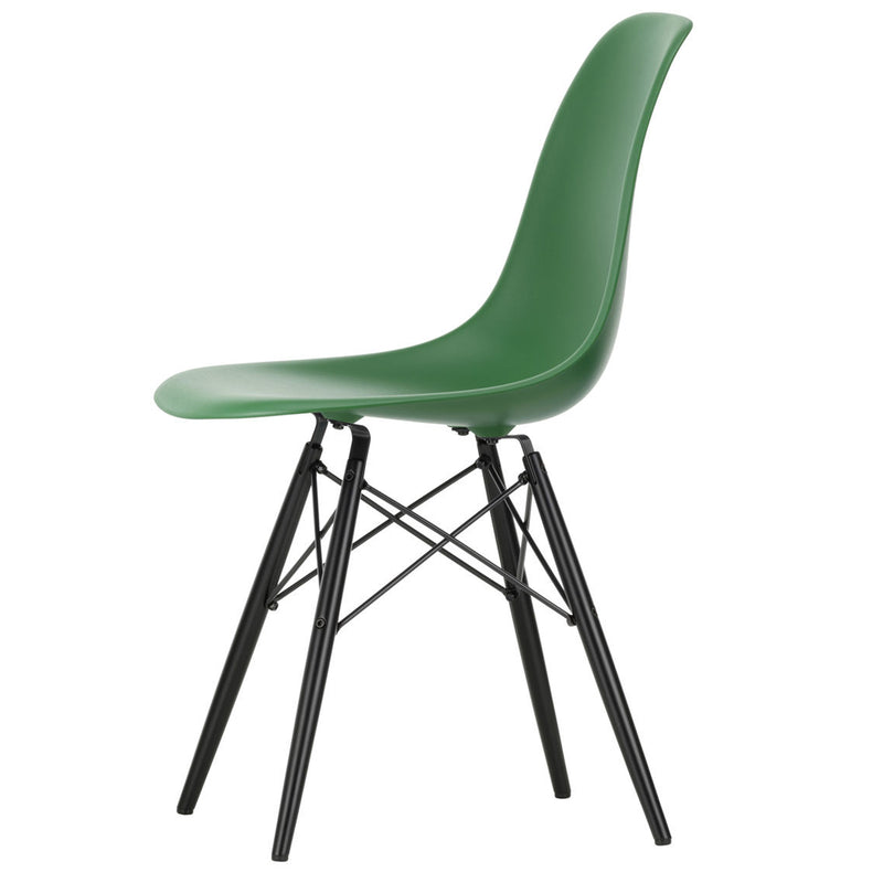 Vitra - Eames Plastic Side Chair DSW RE | Filzgleiter basic dark / smaragd RE / Ahorn schwarz