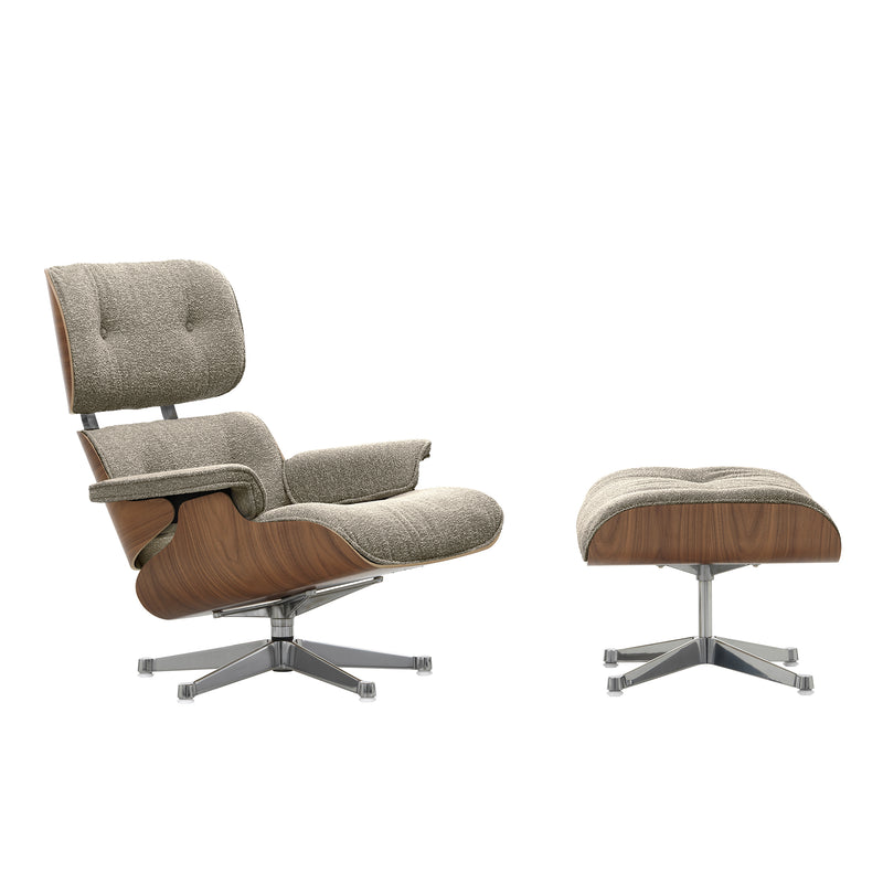 Vitra - Lounge Chair & Ottoman | Nubia 05 crème/dunkelbraun / Nussbaum natur / poliert