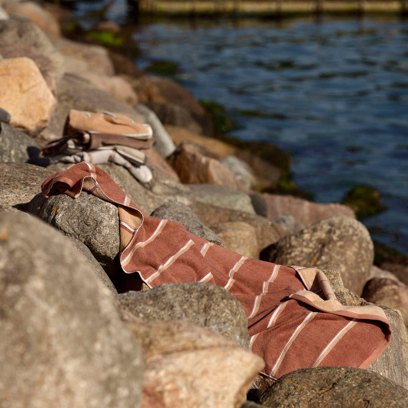 Zone Denmark - Badehandtuch Sauna | Terracotta/Camel/Lupine