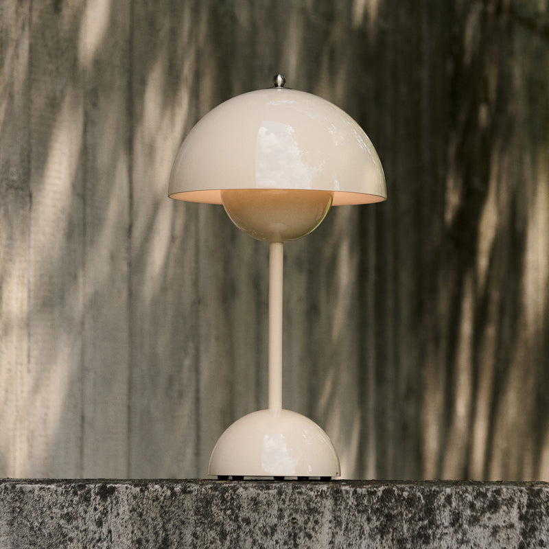 &Tradition - Flowerpot Akku Tischleuchte VP9 | elfenbein