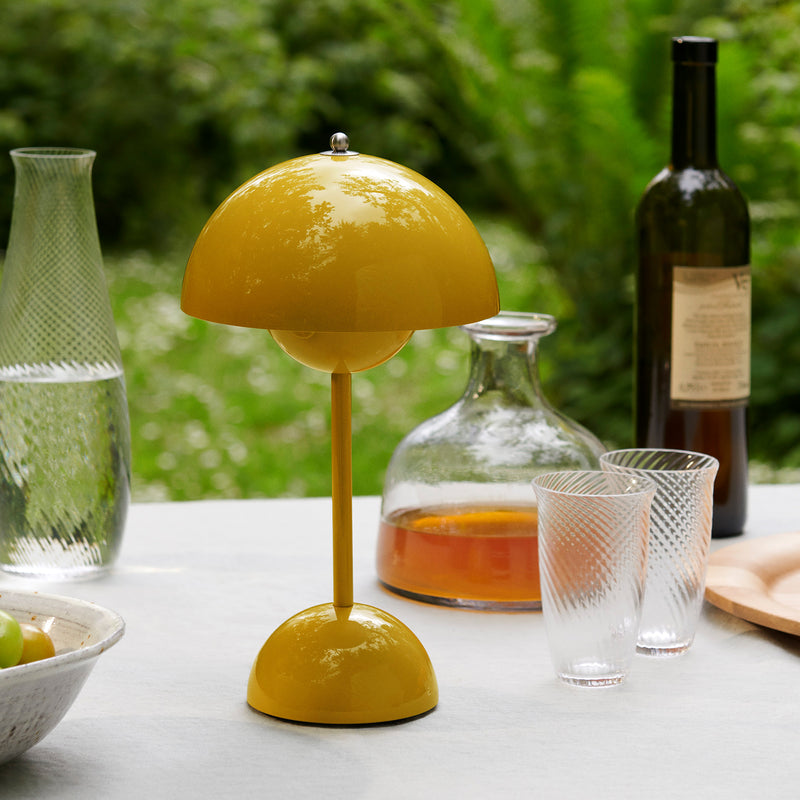 &Tradition - Flowerpot Akku Tischleuchte VP9 | senf