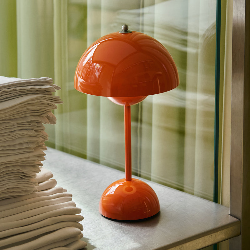 &Tradition - Flowerpot Akku Tischleuchte VP9 | zesty orange