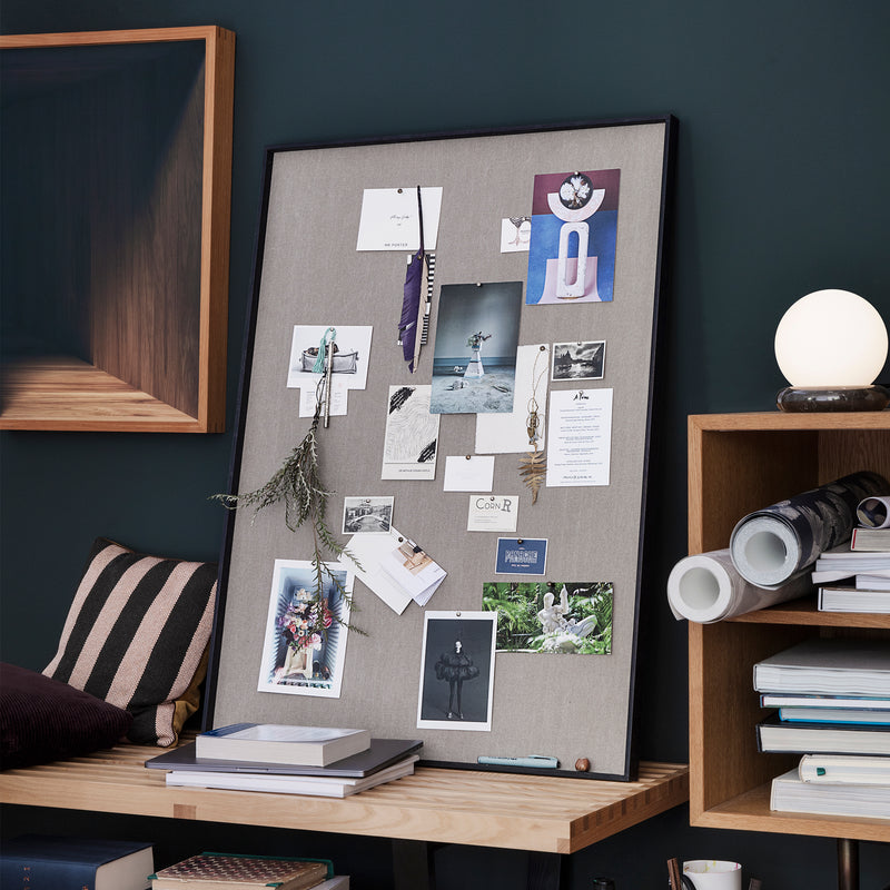 Ferm Living - Scenery Pinnwand | 75 x 100 cm / schwarz, 75 x 100 cm / Eiche natur