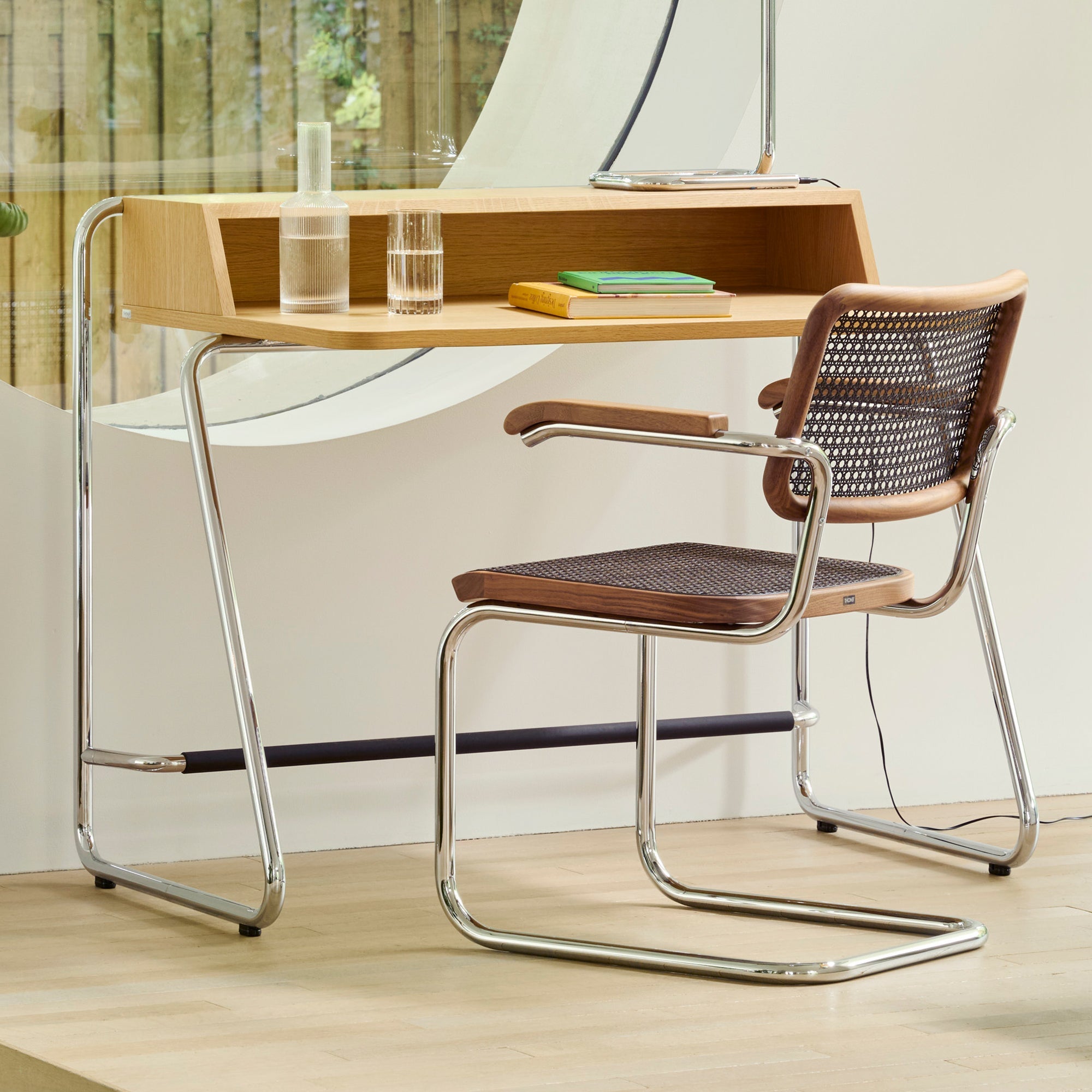 Thonet - S 64 V Freischwinger | Geflecht dark / Nussbaum / Chrom