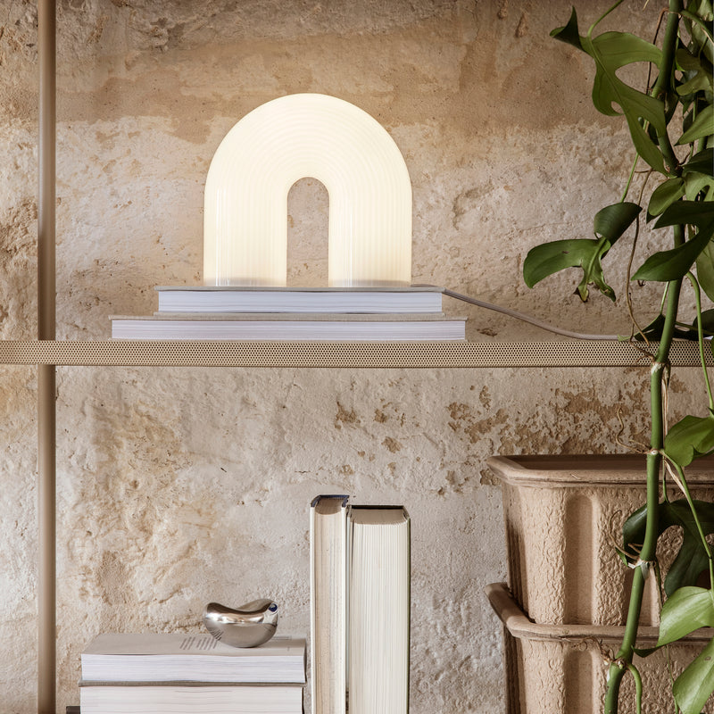 Ferm Living - Vuelta LED Tischleuchte
