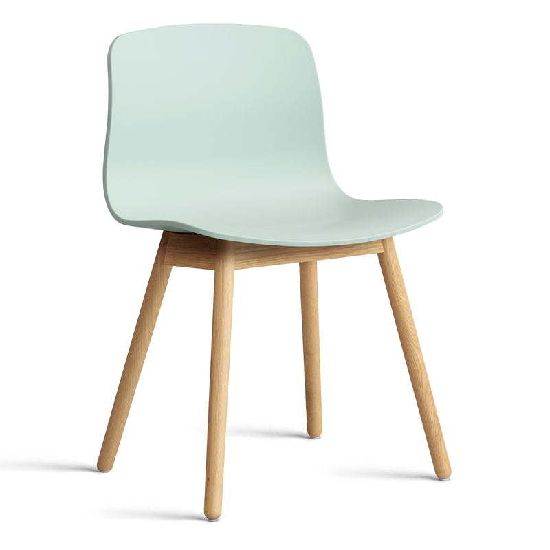 HAY - About A Chair AAC 12 | Standardgleiter Kunststoff / dusty mint 2.0 / Eiche lackiert