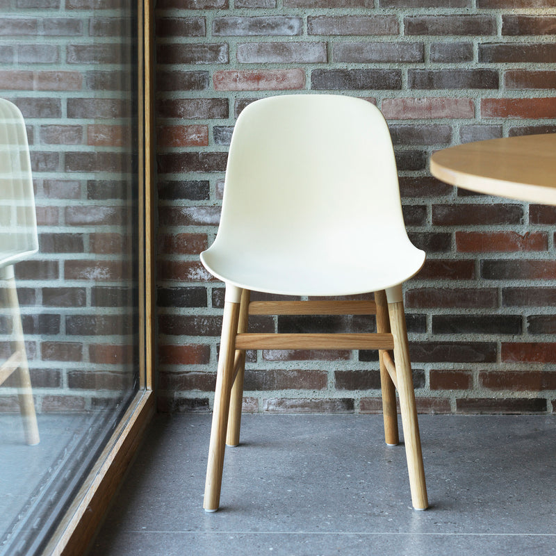 Normann Copenhagen - Form Chair (Holz)