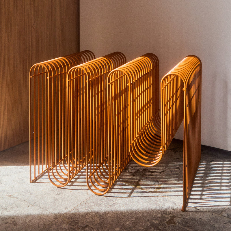 AYTM - Curva Magazinhalter | amber