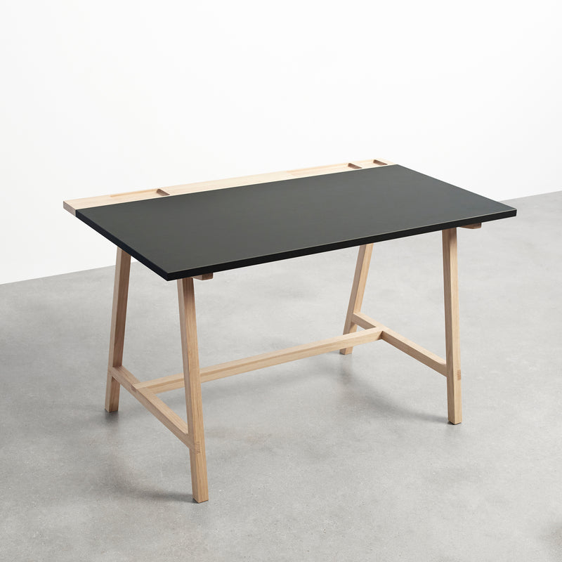 Andersen Furniture - Schreibtisch D1