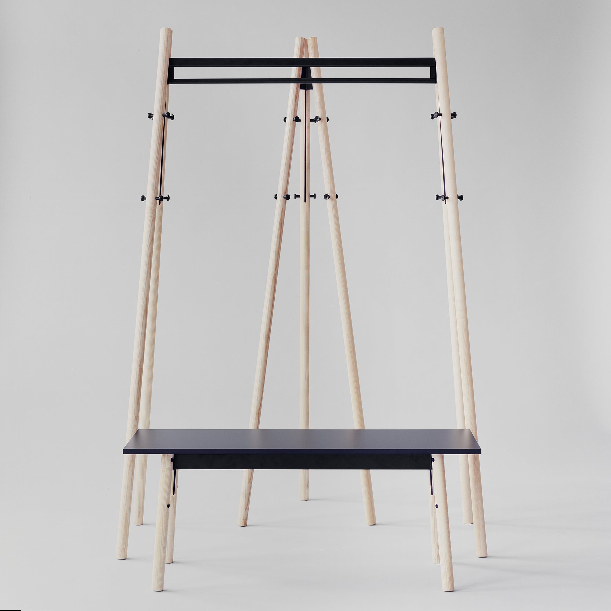 Artek - Kiila Kleiderständer | 