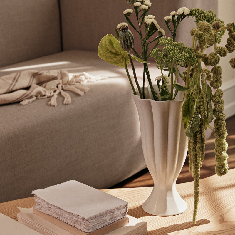 Broste Copenhagen - Heli Vase | Ø 12 x 22 cm
