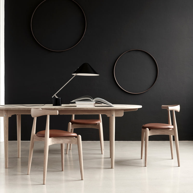 Carl Hansen - CH20 Elbow Chair | Leder Thor braun (325)