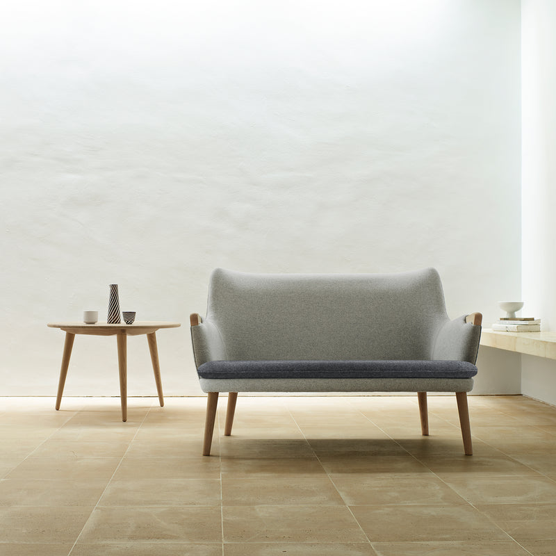 Carl Hansen - CH72 Sofa