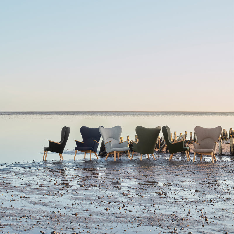 Carl Hansen - CH78 Mama Bear Lounge Chair
