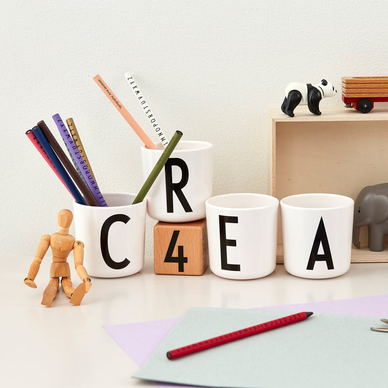 Design Letters - AJ Ecozen Becher