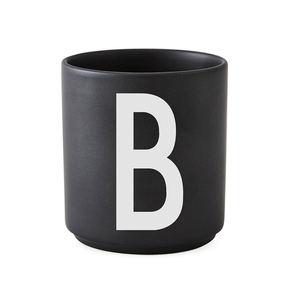Design Letters - AJ Porzellan Becher A-Z | B / schwarz