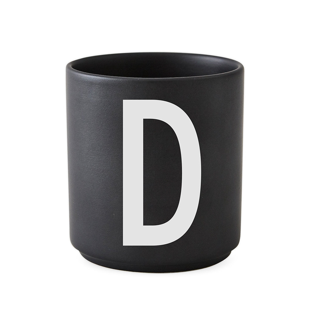 Design Letters - AJ Porzellan Becher A-Z | D / schwarz