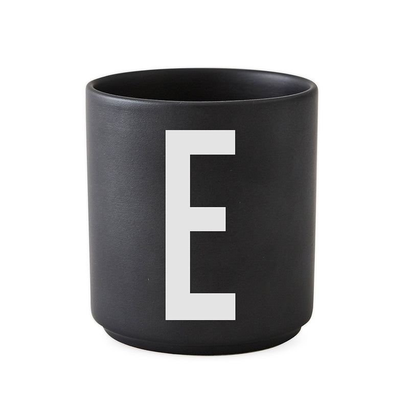 Design Letters - AJ Porzellan Becher | E / schwarz