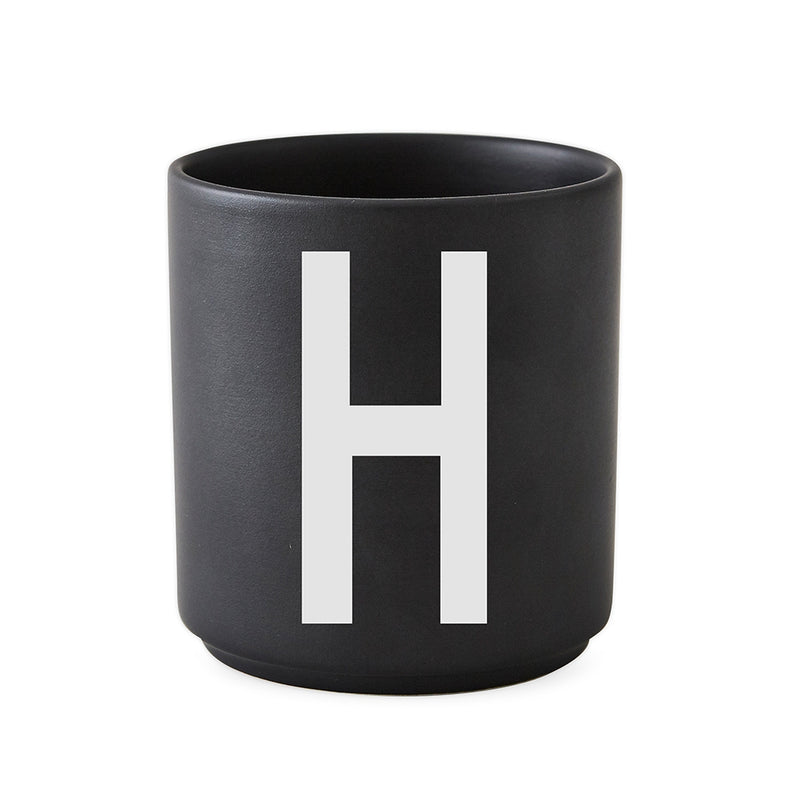 Design Letters - AJ Porzellan Becher A-Z | H / schwarz