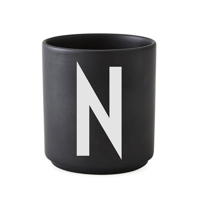 Design Letters - AJ Porzellan Becher | N / schwarz