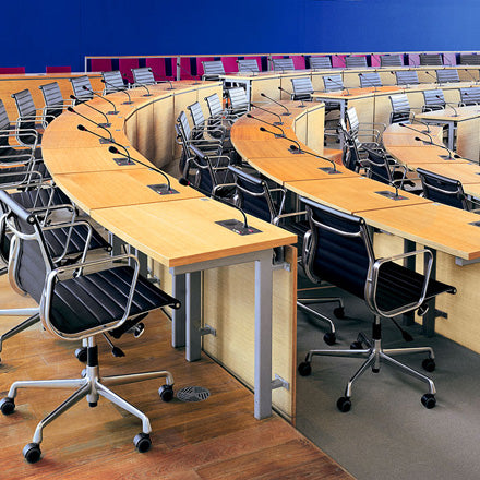 Vitra - Aluminium Chair EA 117 Bürodrehstuhl