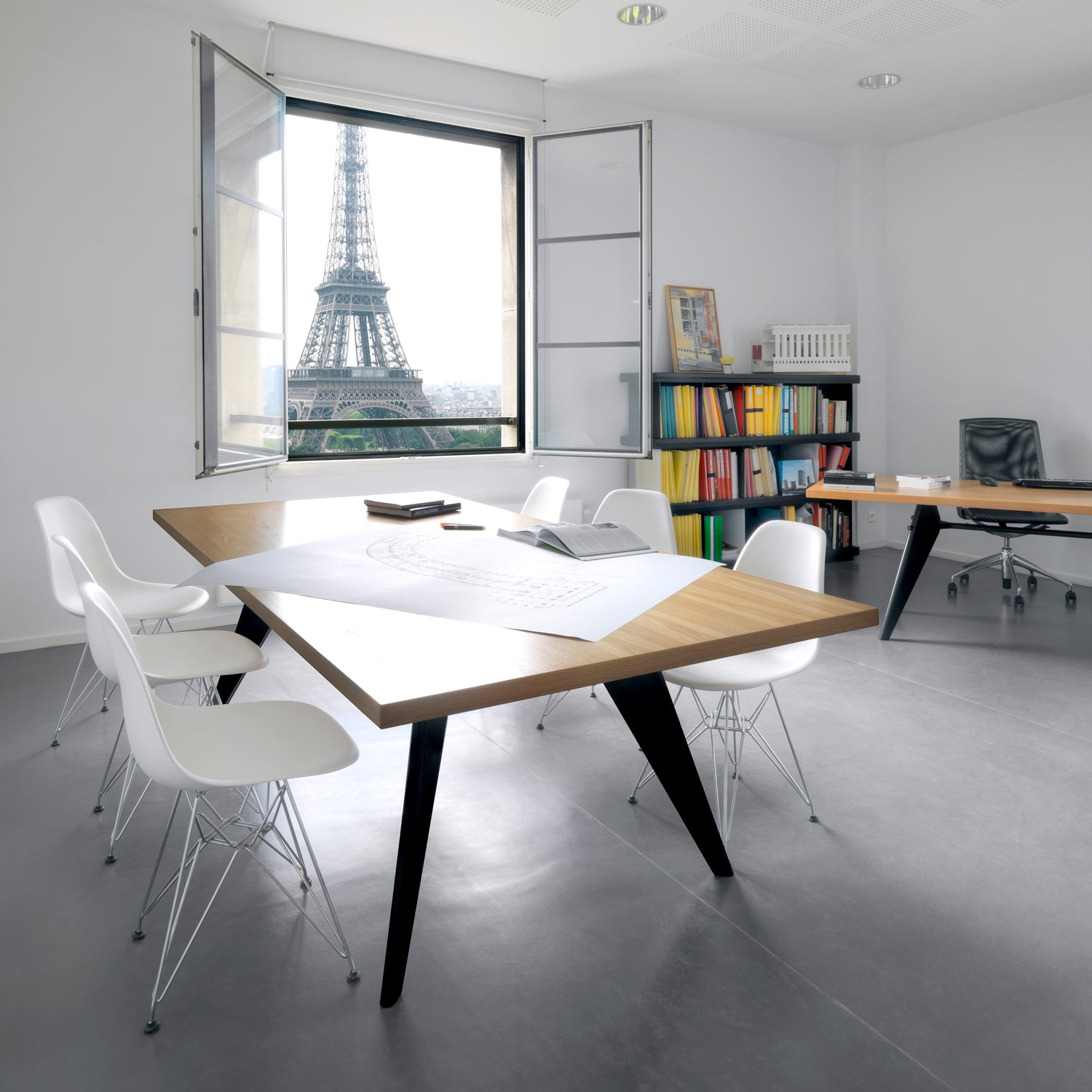 Vitra - Eames Plastic Side Chair DSR RE | weiß / verchromt