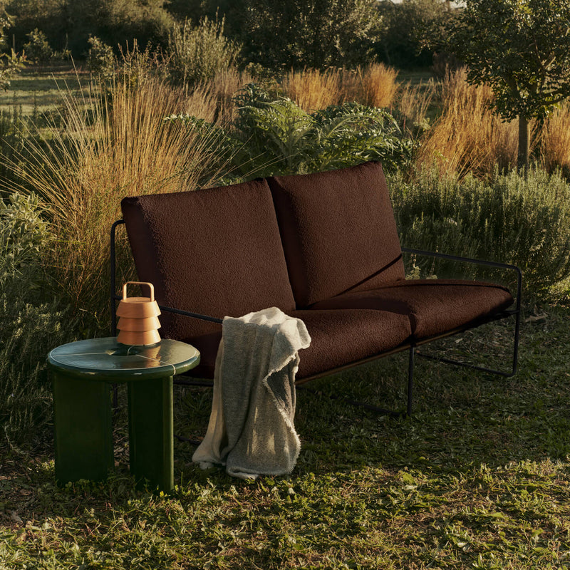 Ferm Living - Desert Outdoor 2-Sitzer Sofa | schwarz/chestnut