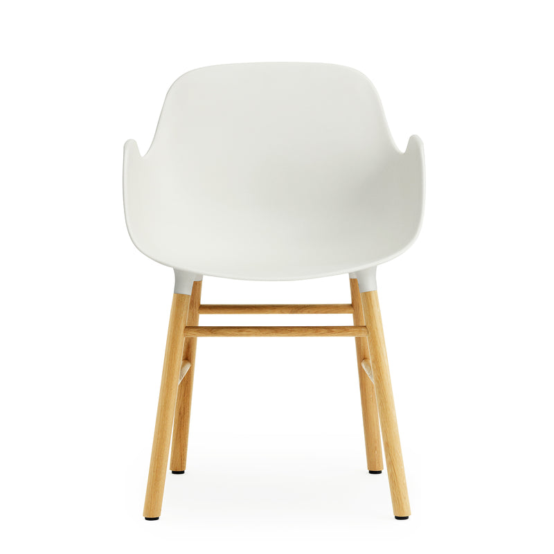 Normann Copenhagen - Form Armlehnstuhl (Holz)