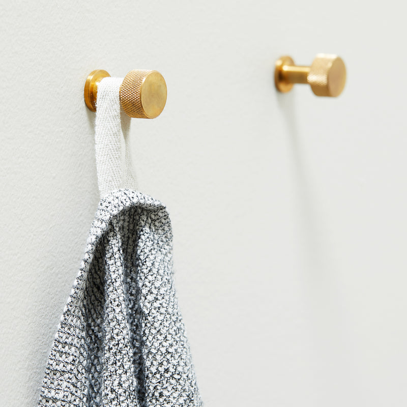 Form &amp; Refine - Angle Haken