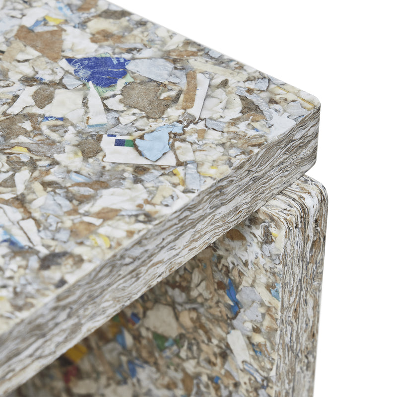 Form &amp; Refine - Remake Hocker
