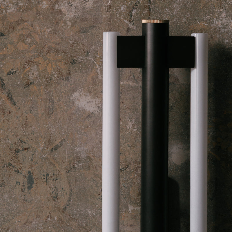 Frama - Eiffel Wandleuchte 1000 | double / Gunmetal