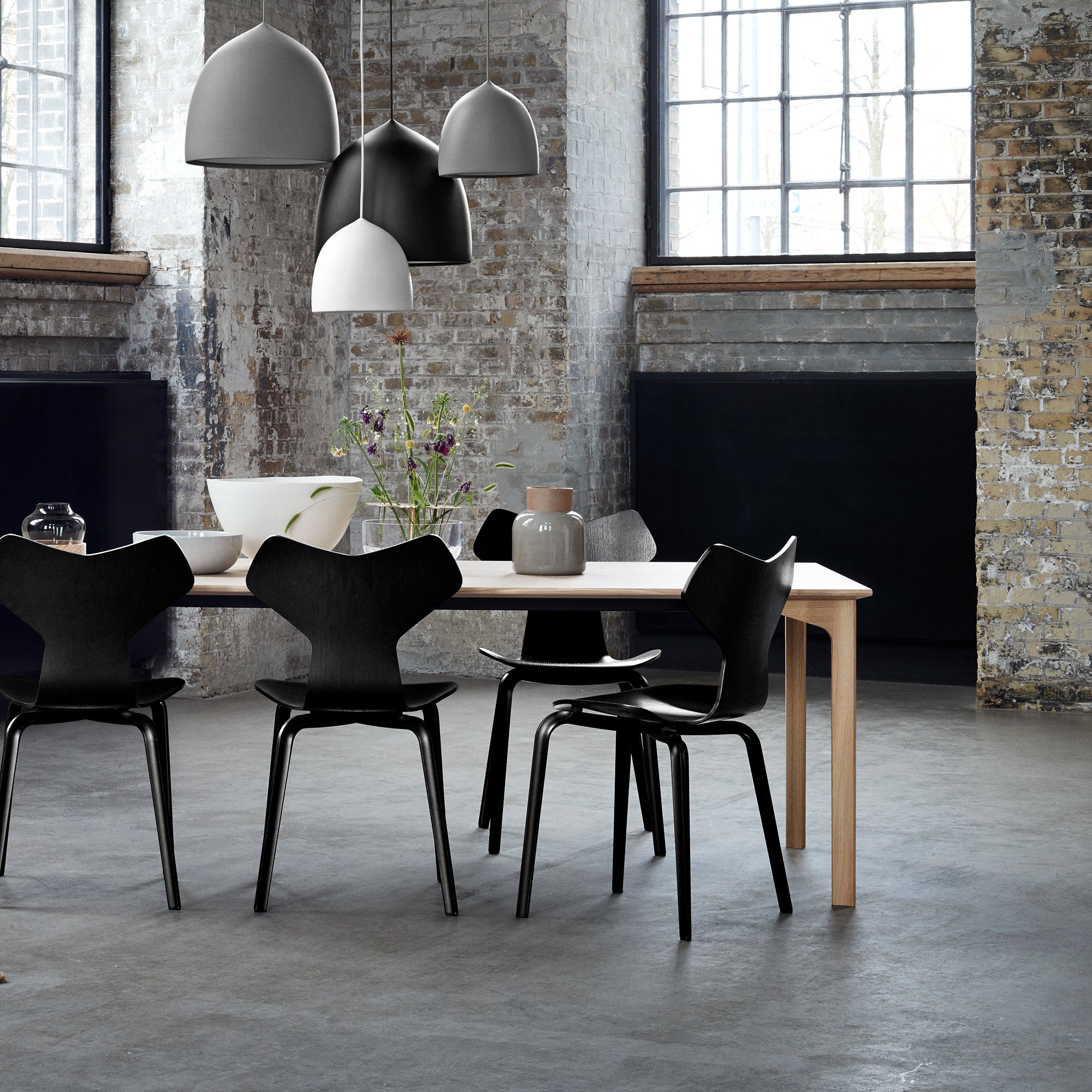 Fritz Hansen - Grand Prix Stuhl Holz | Esche schwarz