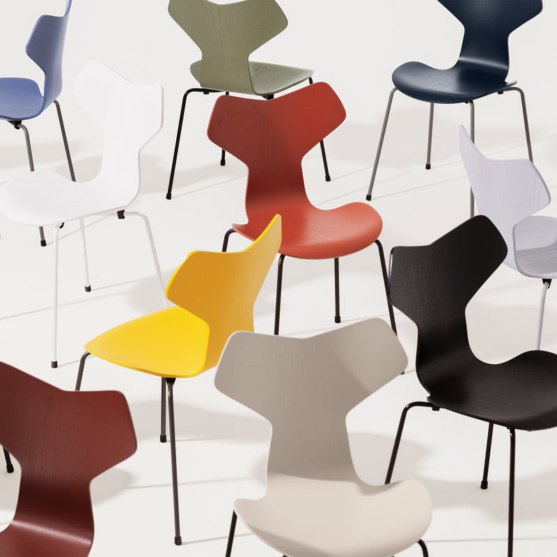 Fritz Hansen - Grand Prix Stuhl (Sense of Colour)