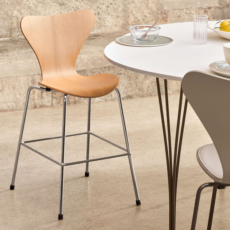 Fritz Hansen - Serie 7 Junior Stuhl | natur