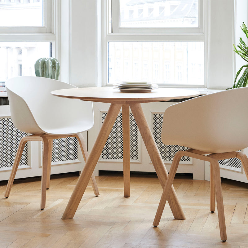 HAY - Copenhague CPH20 Bistrotisch | Ø 90 cm / weiß / Eiche lackiert